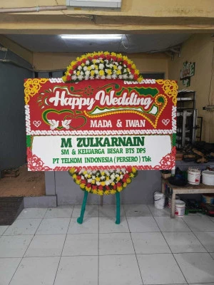 Papan Bunga di Tegal Parang